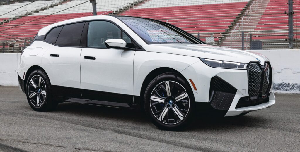 BMW-iX-xDrive50
